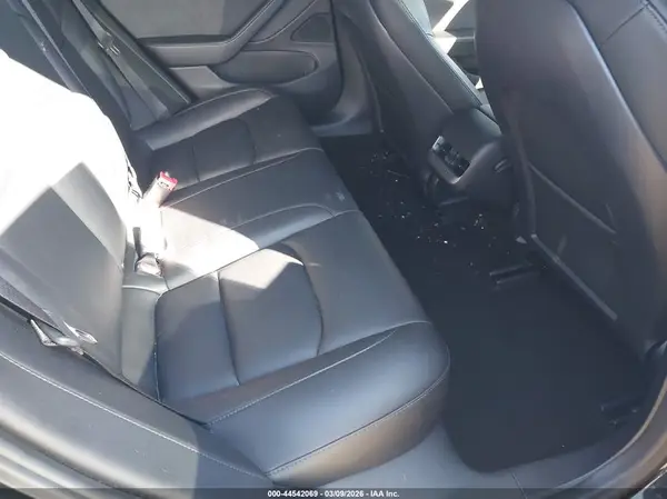 5YJ3E1EB2MF859564 2021 TESLA MODEL 3 - Image 8