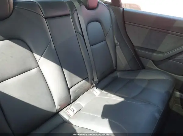 5YJ3E1EB2MF872377 2021 TESLA MODEL 3 - Image 8