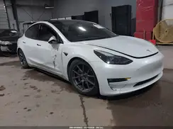 5YJ3E1EB2MF901991 2021 TESLA MODEL 3