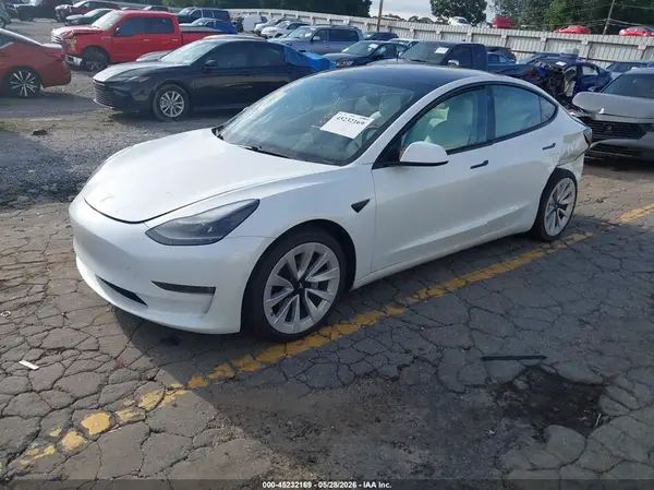 5YJ3E1EB2MF903417 2021 TESLA MODEL 3 - Image 2