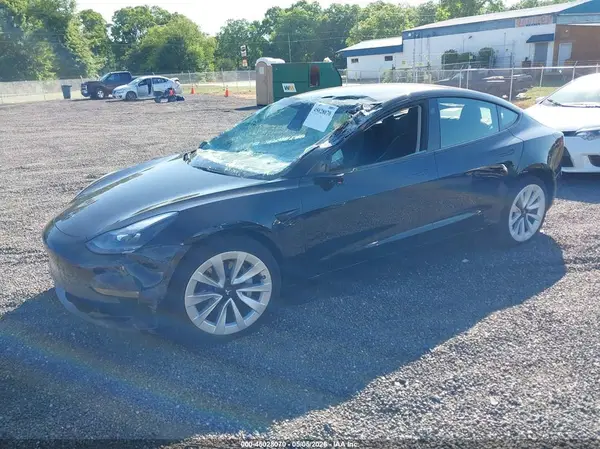 5YJ3E1EB2MF915745 2021 TESLA MODEL 3 - Image 2