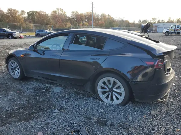 5YJ3E1EB2MF924199 2021 TESLA MODEL 3 - Image 2