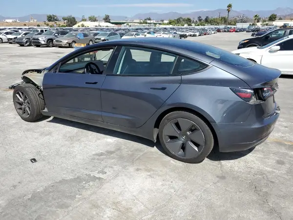 5YJ3E1EB2MF924624 2021 TESLA MODEL 3 - Image 2