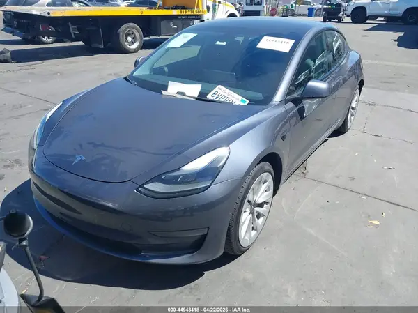 5YJ3E1EB2MF936689 2021 TESLA MODEL 3 - Image 2