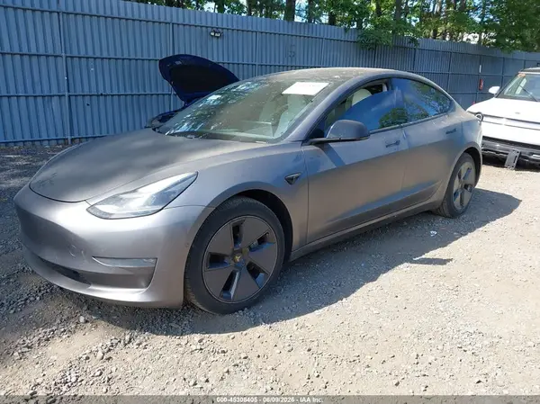 5YJ3E1EB2MF975881 2021 TESLA MODEL 3 - Image 2