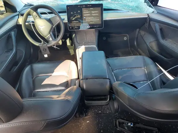 5YJ3E1EB2MF979686 2021 TESLA MODEL 3 - Image 8