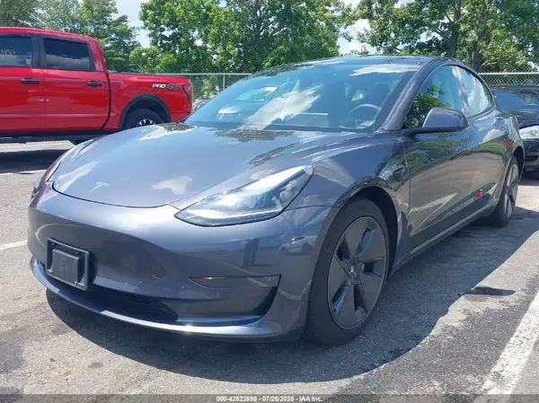 5YJ3E1EB2MF988355 2021 TESLA MODEL 3 - Image 2