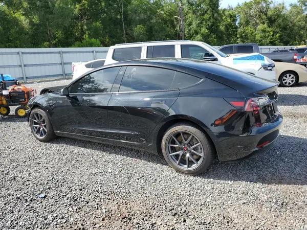 5YJ3E1EB2MF992566 2021 TESLA MODEL 3 - Image 2