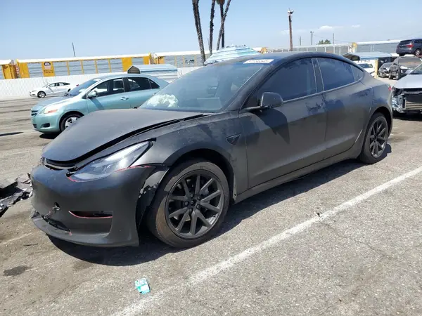 5YJ3E1EB2NF106926 2022 TESLA MODEL 3 - Image 1