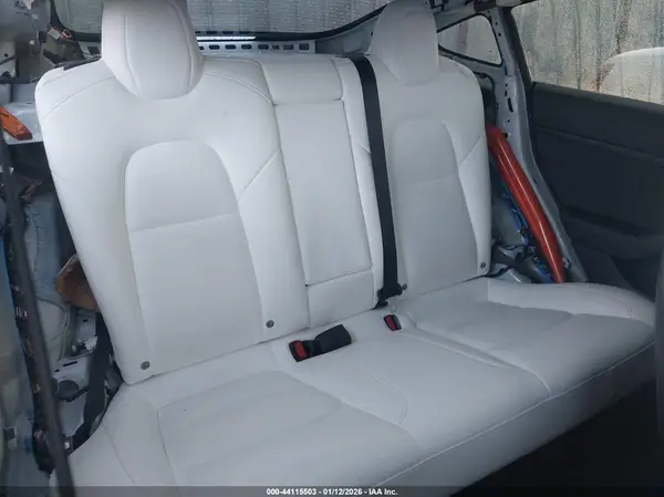 5YJ3E1EB2NF115643 2022 TESLA MODEL 3 - Image 8