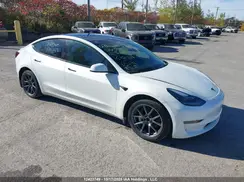 5YJ3E1EB2NF121247 2022 TESLA MODEL 3