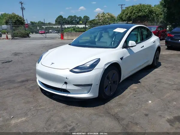 5YJ3E1EB2NF124472 2022 TESLA MODEL 3 - Image 2
