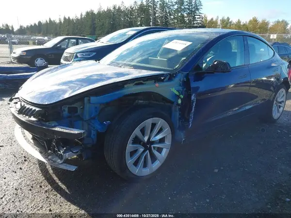 5YJ3E1EB2NF124584 2022 TESLA MODEL 3 - Image 2