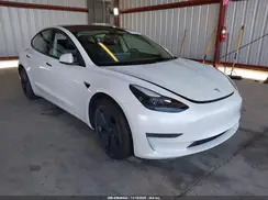 5YJ3E1EB2NF136170 2022 TESLA MODEL 3
