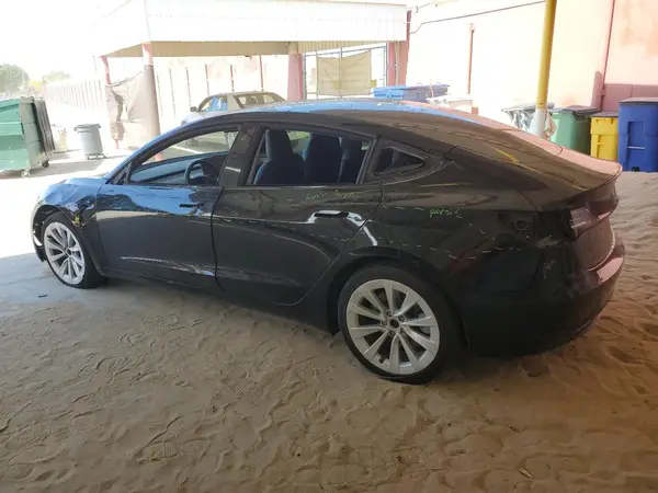 5YJ3E1EB2NF136637 2022 TESLA MODEL 3 - Image 2