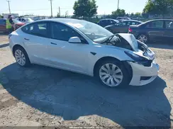 5YJ3E1EB2NF151672 2022 TESLA MODEL 3