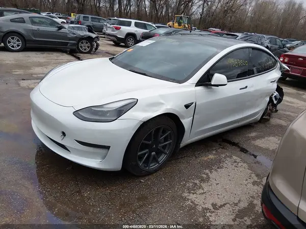 5YJ3E1EB2NF159142 2022 TESLA MODEL 3 - Image 2