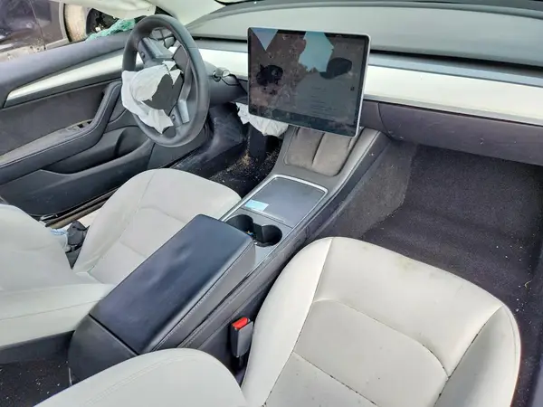 5YJ3E1EB2NF163451 2022 TESLA MODEL 3 - Image 8