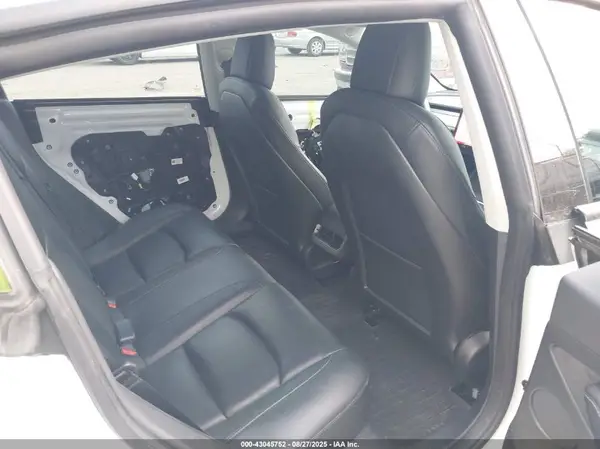 5YJ3E1EB2NF165202 2022 TESLA MODEL 3 - Image 8