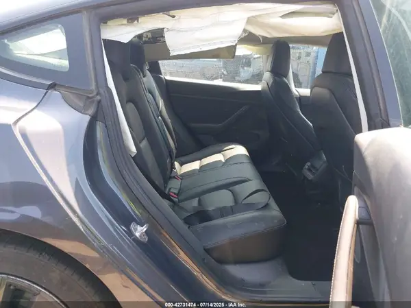 5YJ3E1EB2NF182369 2022 TESLA MODEL 3 - Image 8