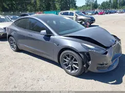 5YJ3E1EB2NF182940 2022 TESLA MODEL 3