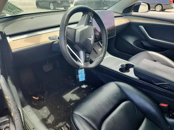 5YJ3E1EB2NF191556 2022 TESLA MODEL 3 - Image 8