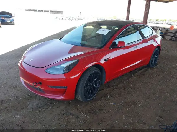 5YJ3E1EB2NF191671 2022 TESLA MODEL 3 - Image 2