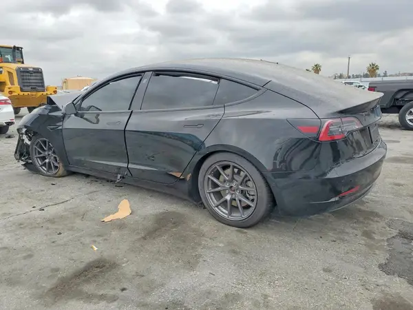 5YJ3E1EB2NF207755 2022 TESLA MODEL 3 - Image 2