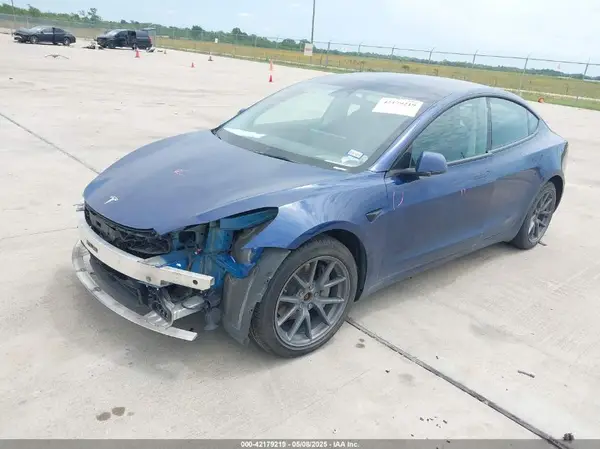 5YJ3E1EB2NF246443 2022 TESLA MODEL 3 - Image 2