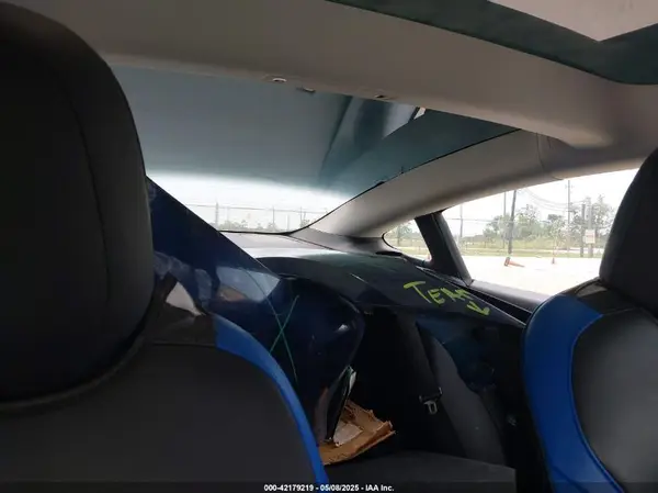 5YJ3E1EB2NF246443 2022 TESLA MODEL 3 - Image 8
