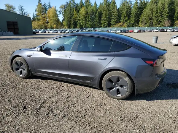 5YJ3E1EB2NF249987 2022 TESLA MODEL 3 - Image 2