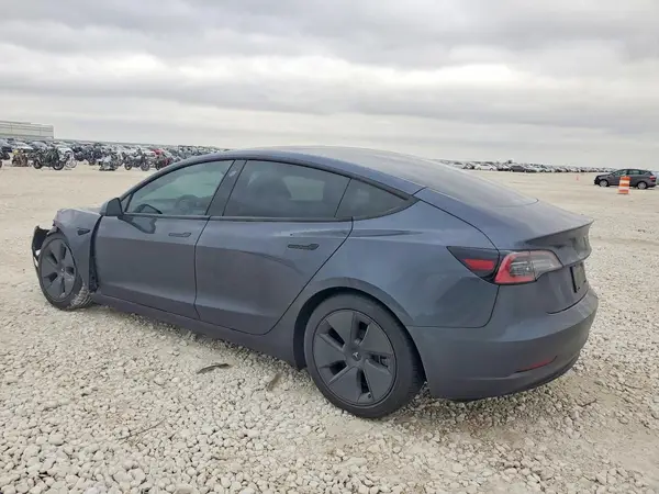 5YJ3E1EB2NF253442 2022 TESLA MODEL 3 - Image 2