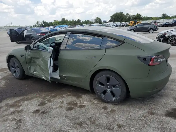 5YJ3E1EB2NF257099 2022 TESLA MODEL 3 - Image 2