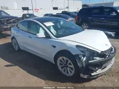 5YJ3E1EB2NF259015 2022 TESLA MODEL 3