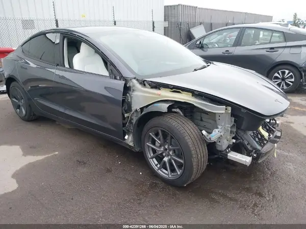 5YJ3E1EB2NF259483 2022 TESLA MODEL 3 - Image 1