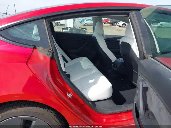 5YJ3E1EB2NF260780 2022 TESLA MODEL 3 - Image 8