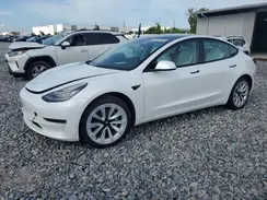 5YJ3E1EB2NF261184 2022 TESLA MODEL 3