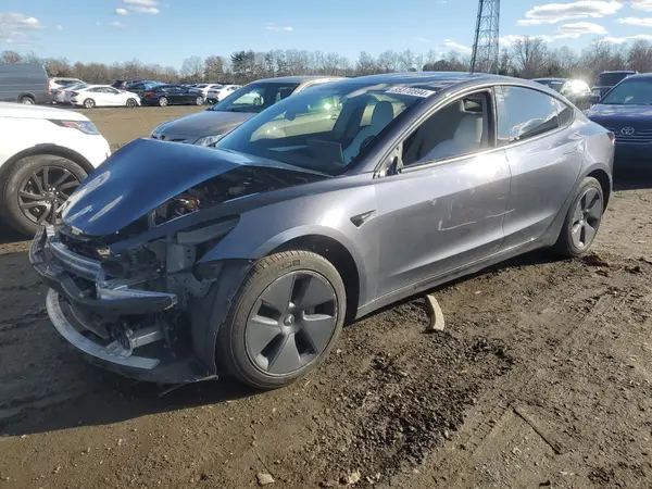 5YJ3E1EB2NF261637 2022 TESLA MODEL 3 - Image 1