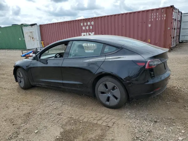 5YJ3E1EB2NF267504 2022 TESLA MODEL 3 - Image 2