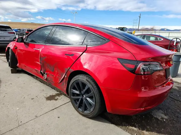 5YJ3E1EB2NF268345 2022 TESLA MODEL 3 - Image 2