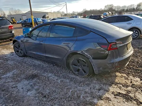 5YJ3E1EB2NF271309 2022 TESLA MODEL 3 - Image 2