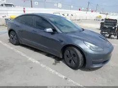 5YJ3E1EB2NF273156 2022 TESLA MODEL 3