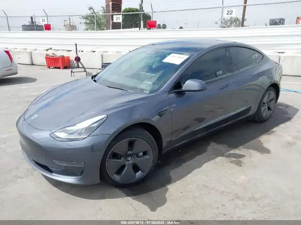 5YJ3E1EB2NF273156 2022 TESLA MODEL 3 - Image 2