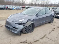 5YJ3E1EB2NF285811 2022 TESLA MODEL 3
