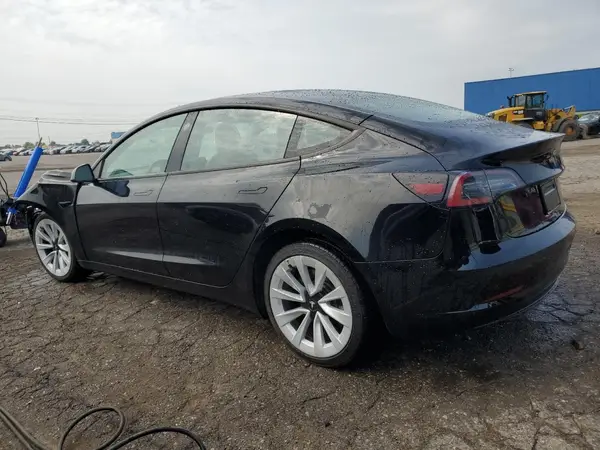 5YJ3E1EB2NF286750 2022 TESLA MODEL 3 - Image 2