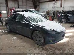 5YJ3E1EB2NF295688 2022 TESLA MODEL 3