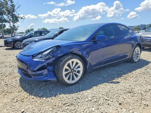 5YJ3E1EB2NF298705 2022 TESLA MODEL 3 - Image 1