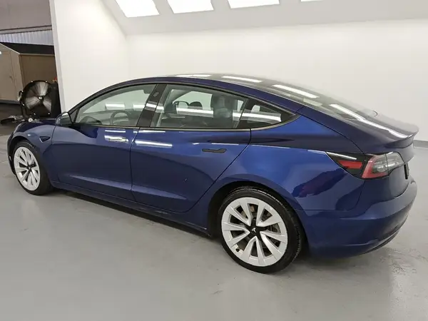 5YJ3E1EB2NF301165 2022 TESLA MODEL 3 - Image 2