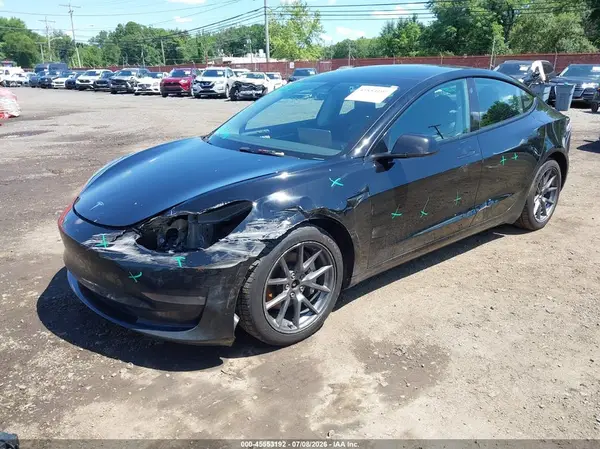5YJ3E1EB2NF322758 2022 TESLA MODEL 3 - Image 2