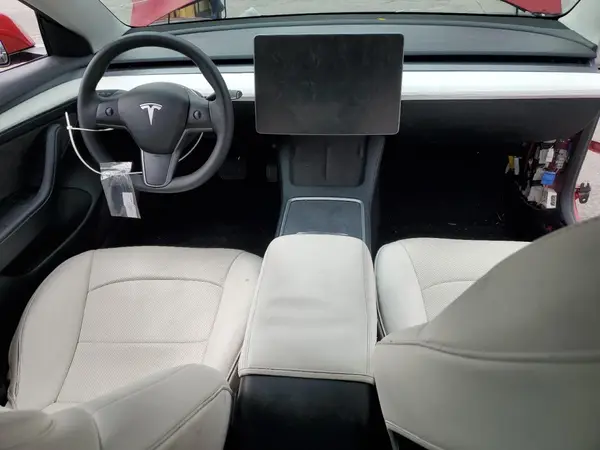 5YJ3E1EB2NF331394 2022 TESLA MODEL 3 - Image 8